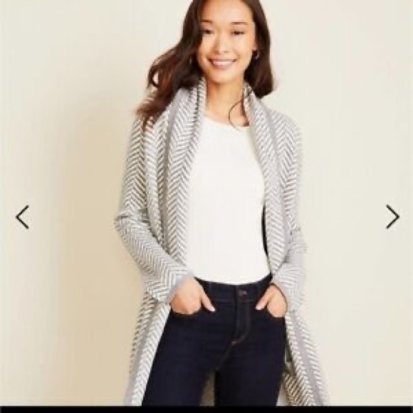 AnnTaylor Jacket. Like New condition. - Picture 1 of 7